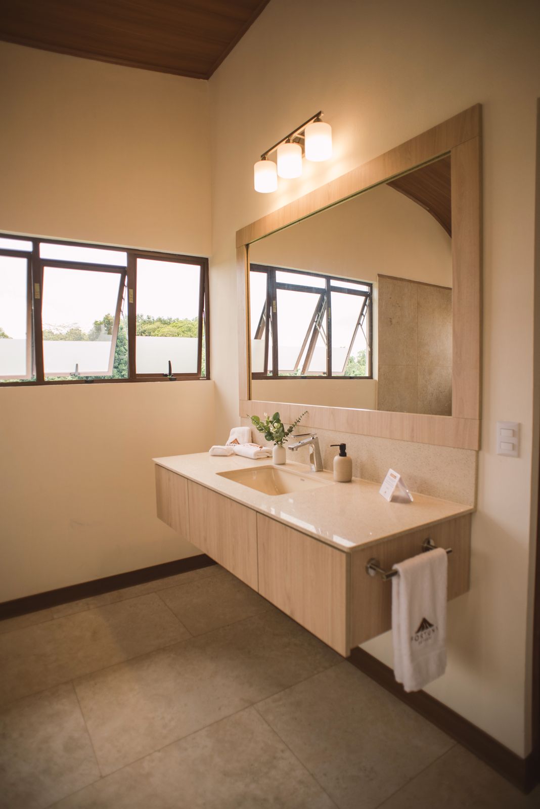 Panoramic View Room, photo 12 of 16