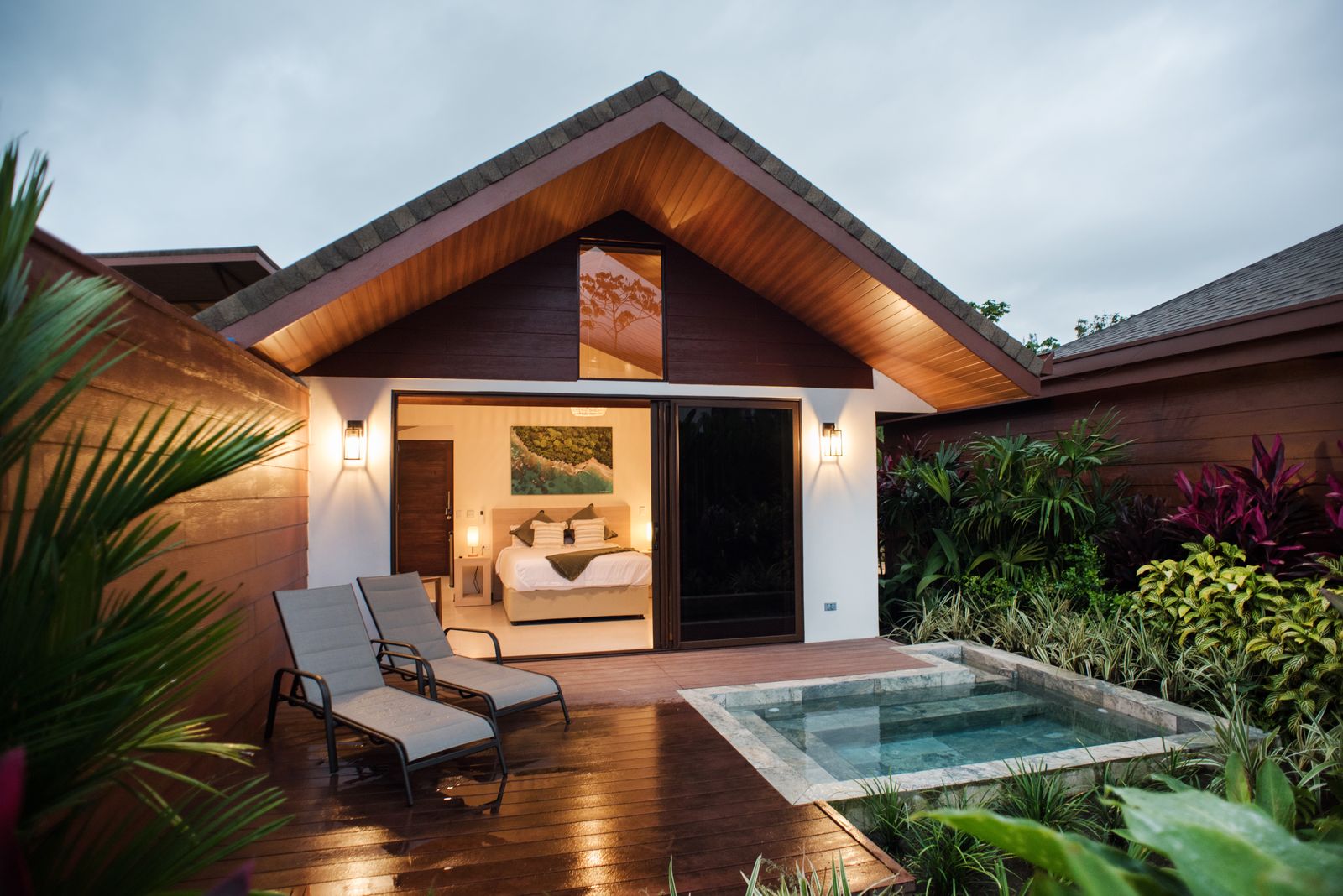 Premium Villa, photo 1 of 15